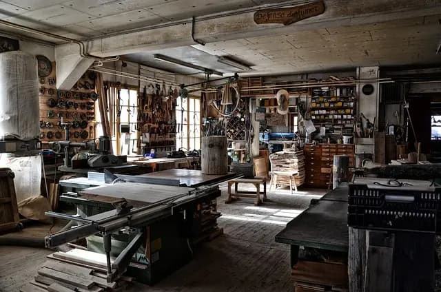 Les Meilleures Techniques de Restauration pour Meubles Anciens