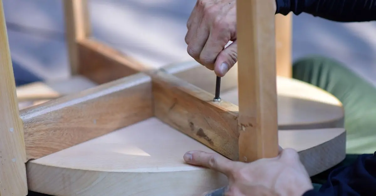 Les Meilleures Techniques pour Restauration de Meubles Anciens
