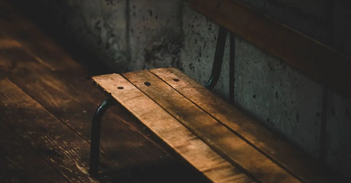 Comment Rénover une Vieille Table en Bois